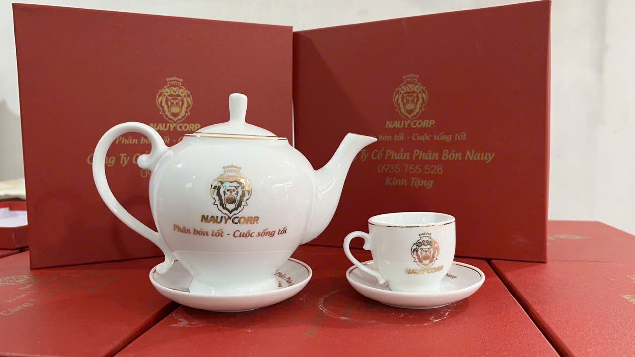 Bộ ấm chén in logo quà tặng mẫu công ty hóa chất cao cấp